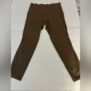 Athleta Salutation Stash Pocket II 7/8 Leggings M Taupe Stretch Activewear Yoga
